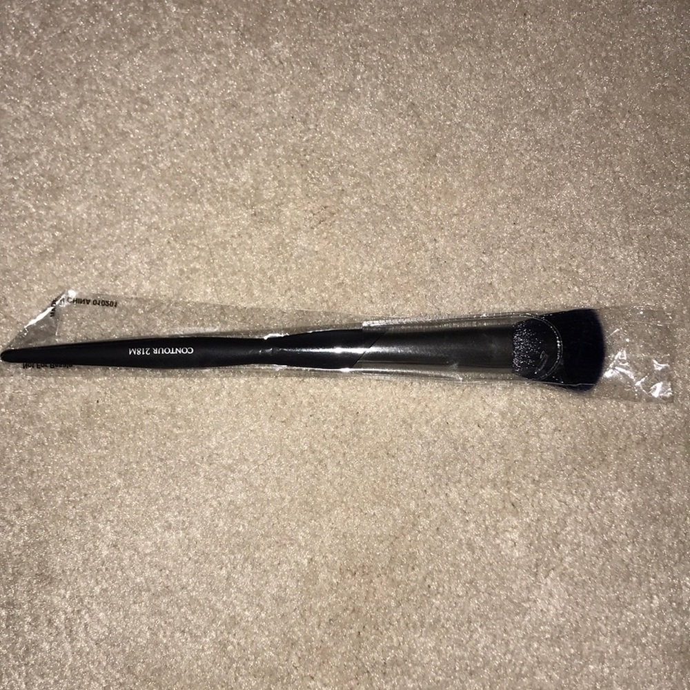 Midnight Collection - Contour 218M
